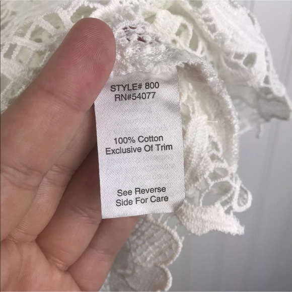 CAbi NWT Needle Lace Shell #800 XS White Peplum - Picture 6 of 7